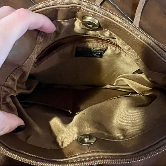 Vintage Great American Leatherworks Brown Crossbody Bag with Adjustable Strap - Picture 5 of 10